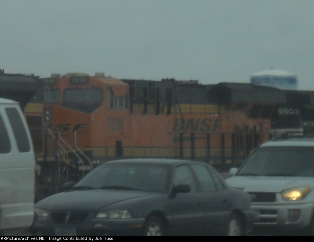 BNSF 7039